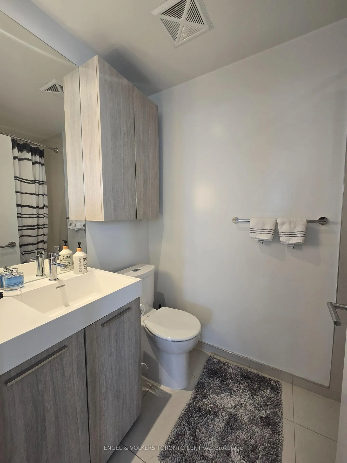 Photo 14 of Unit 4510, 25 Selby St, Toronto, North St. James Town — HOMEH