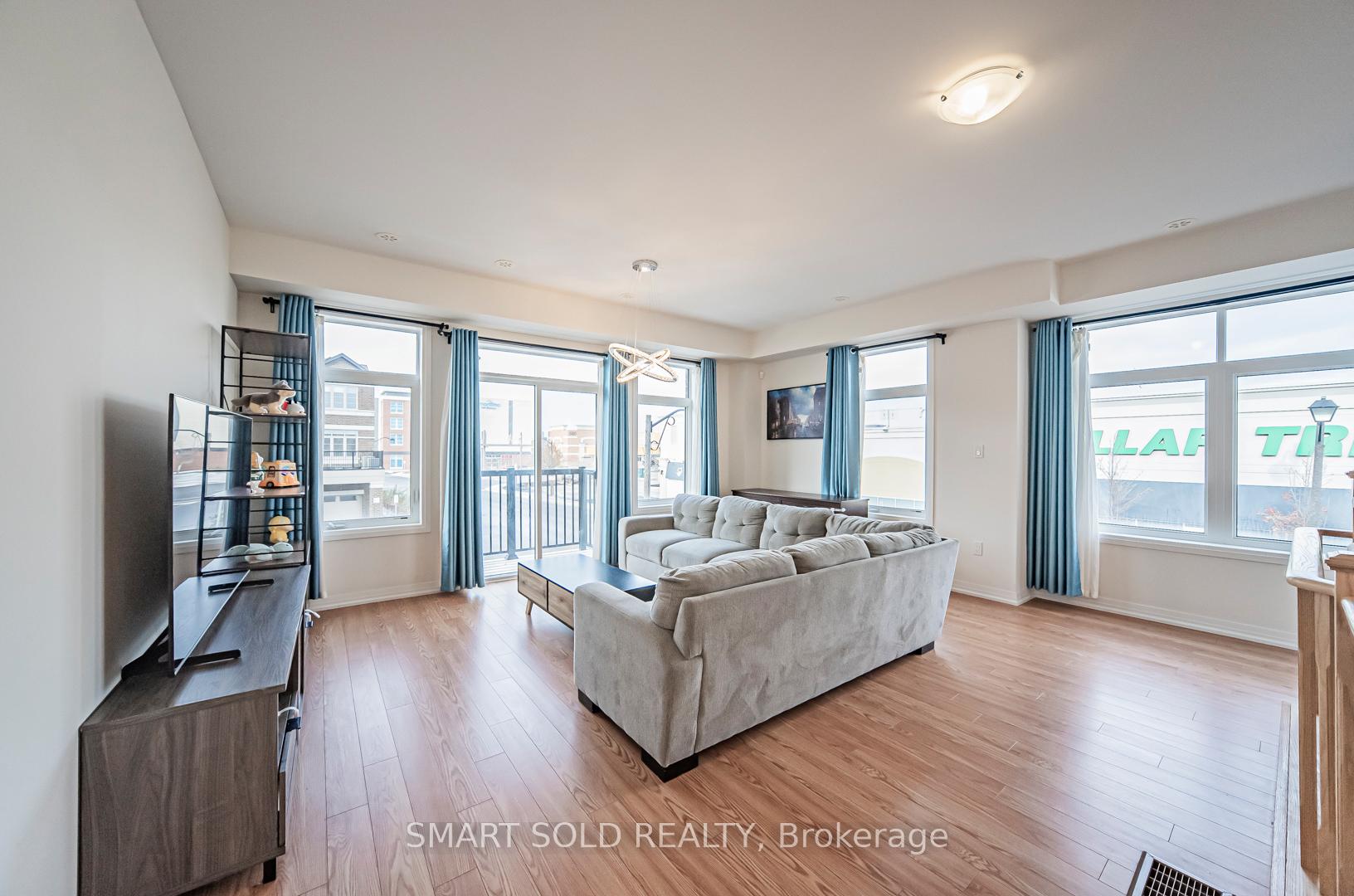 Photo 11 of 46 Sissons Way, Markham, Cedar Grove — HOMEH