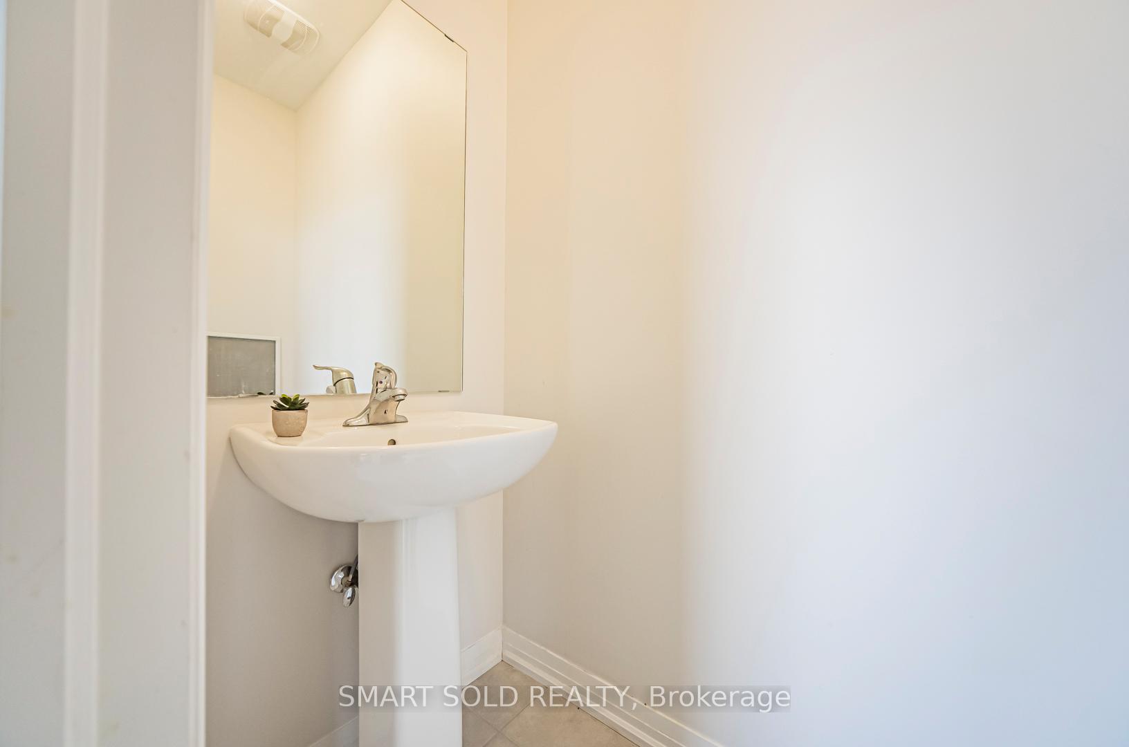 Photo 39 of 46 Sissons Way, Markham, Cedar Grove — HOMEH