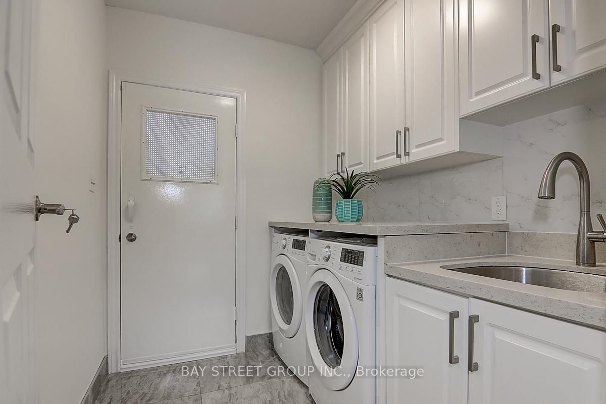 Photo 34 of 1 Dewberry Drive, Markham, Middlefield — HOMEH