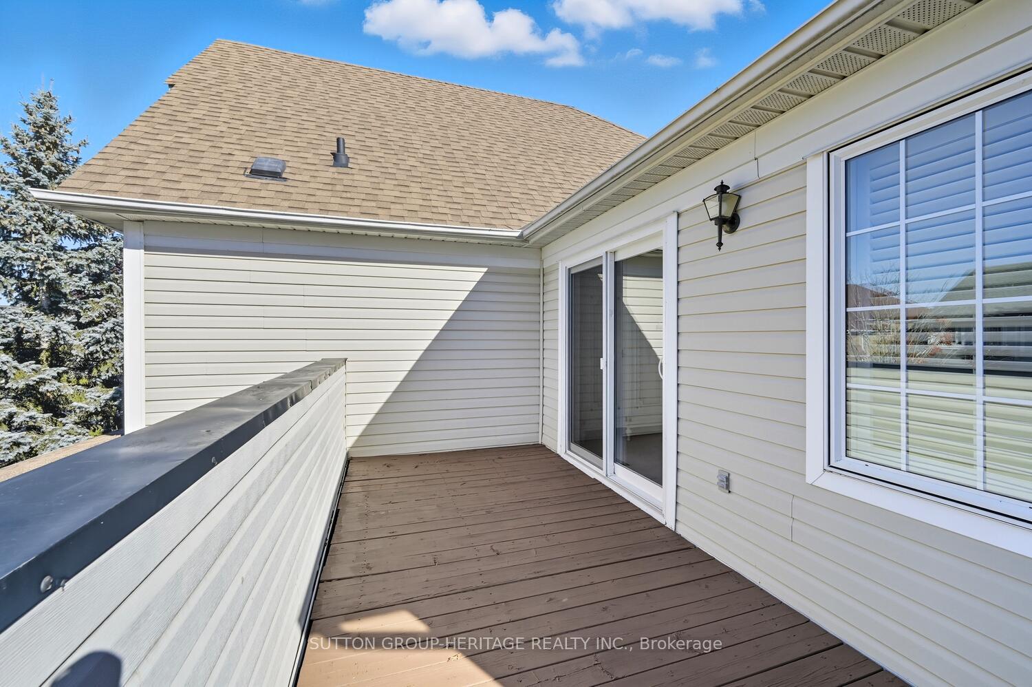 Photo 15 of 98 Hoile Drive, Ajax, South East — HOMEH