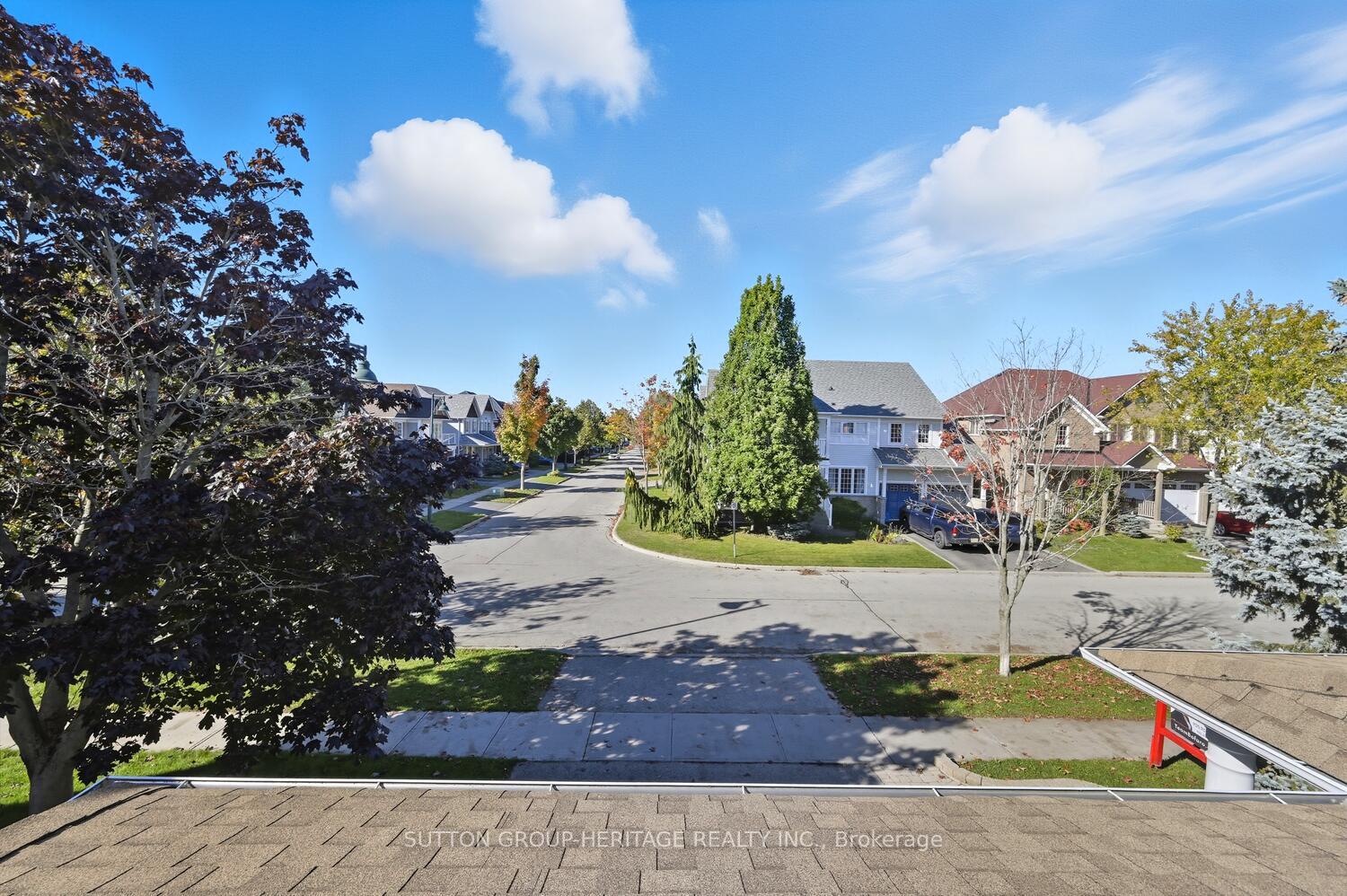 Photo 16 of 98 Hoile Drive, Ajax, South East — HOMEH