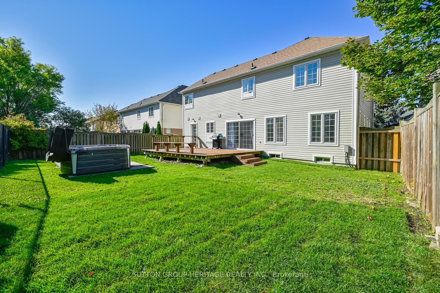 Photo 30 of 98 Hoile Drive, Ajax, South East — HOMEH