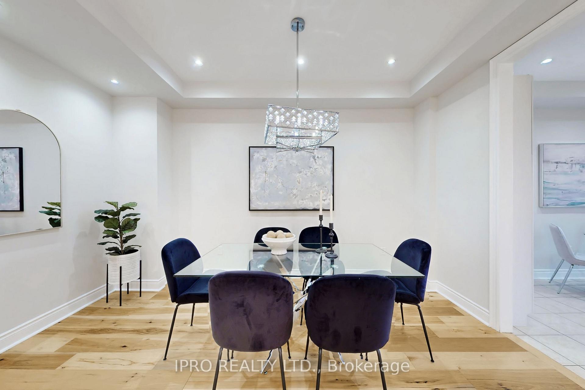 Photo 7 of 7 Bristlewood Crescent, Vaughan, Patterson — HOMEH