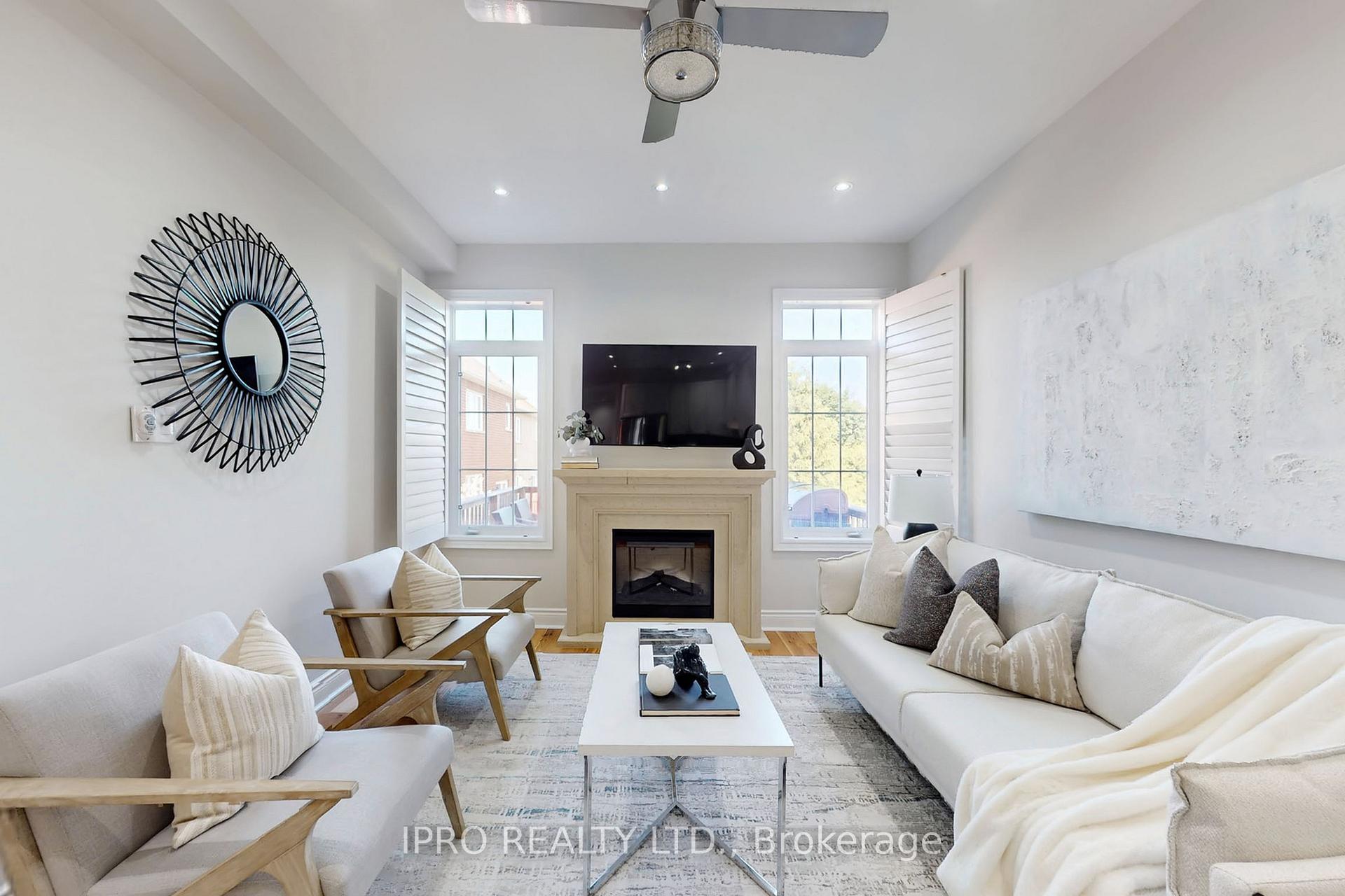 Photo 10 of 7 Bristlewood Crescent, Vaughan, Patterson — HOMEH
