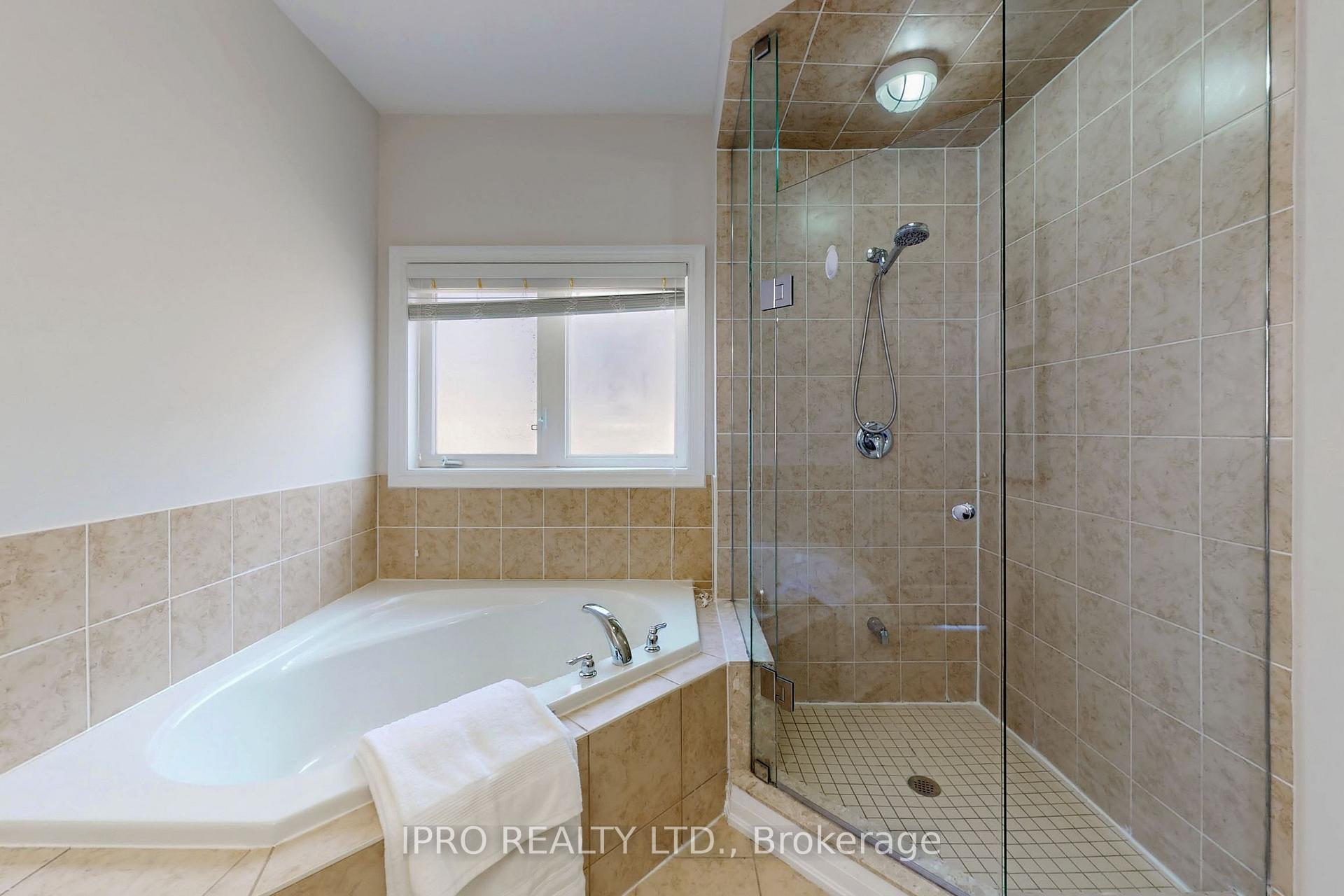 Photo 26 of 7 Bristlewood Crescent, Vaughan, Patterson — HOMEH