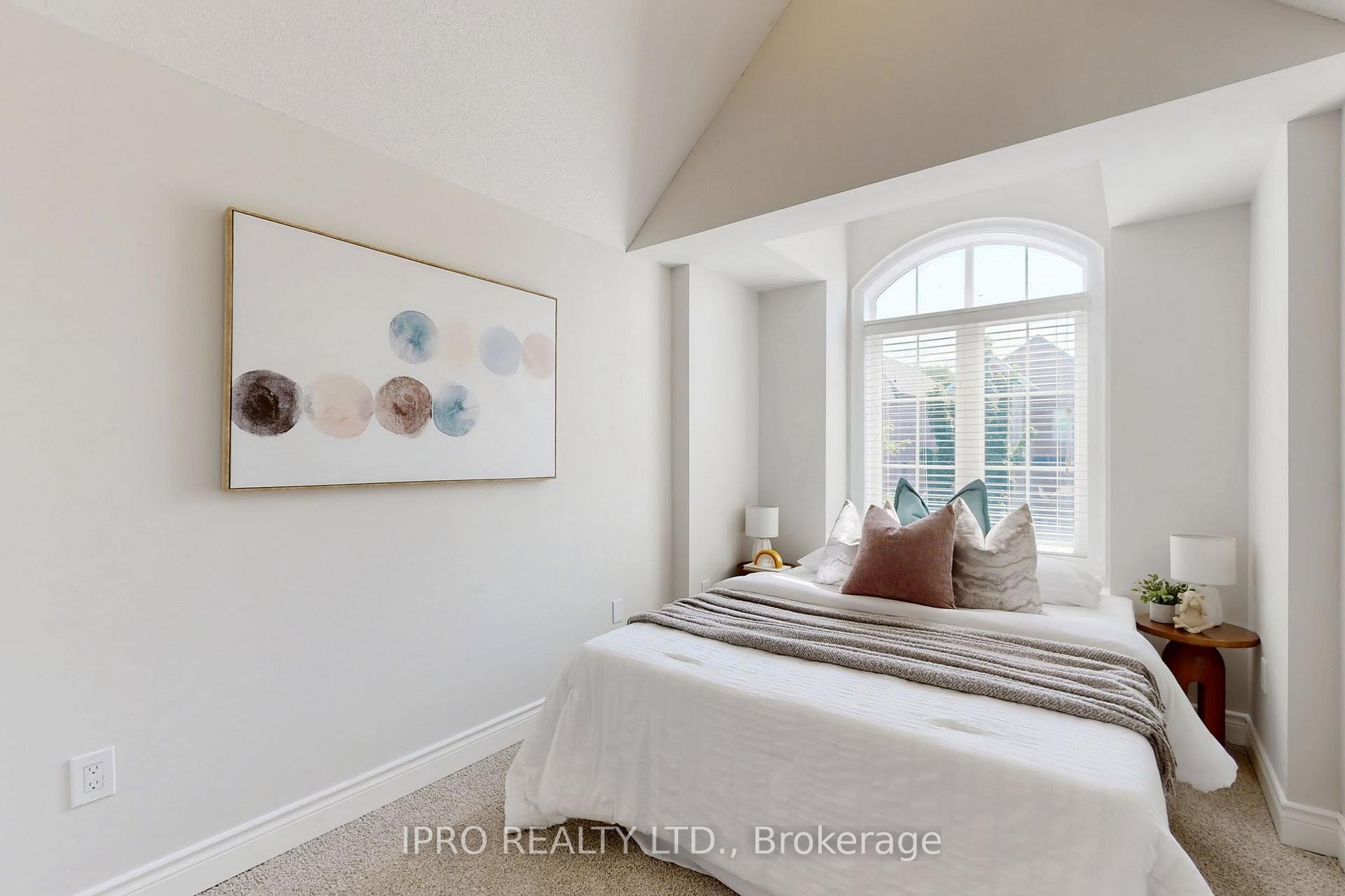 Photo 29 of 7 Bristlewood Crescent, Vaughan, Patterson — HOMEH