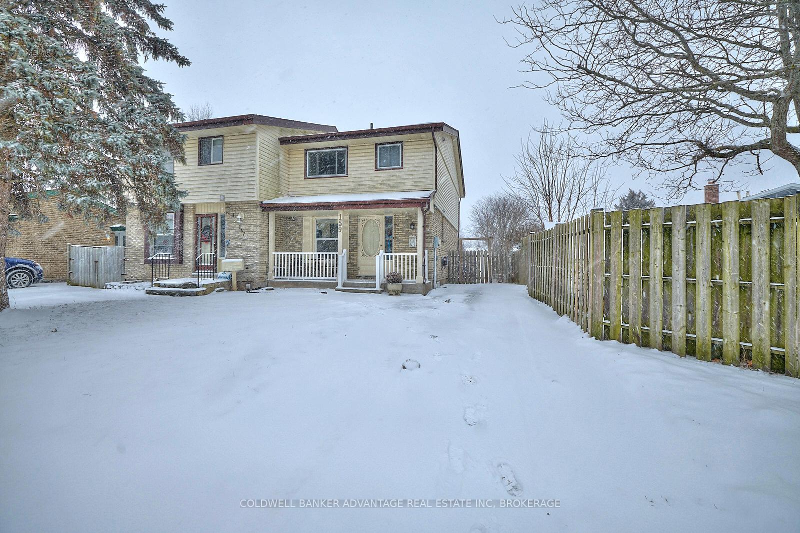 Photo 2 of 159 Windsor Street, Welland, Broadway — HOMEH