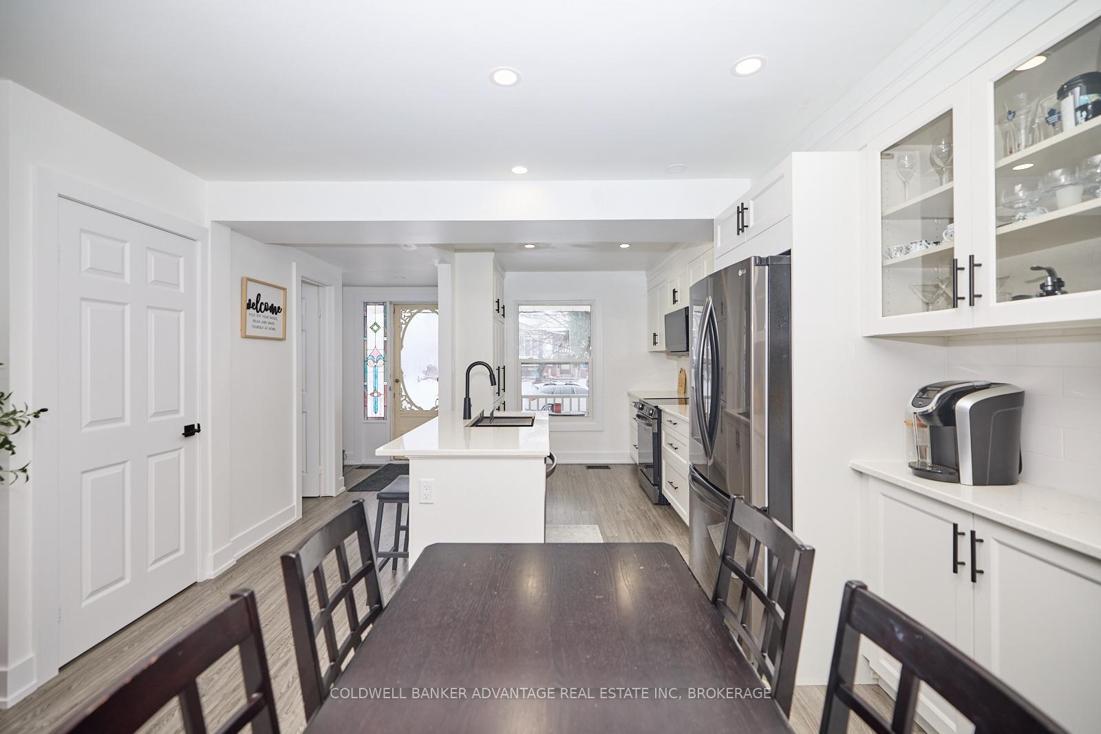 Photo 9 of 159 Windsor Street, Welland, Broadway — HOMEH