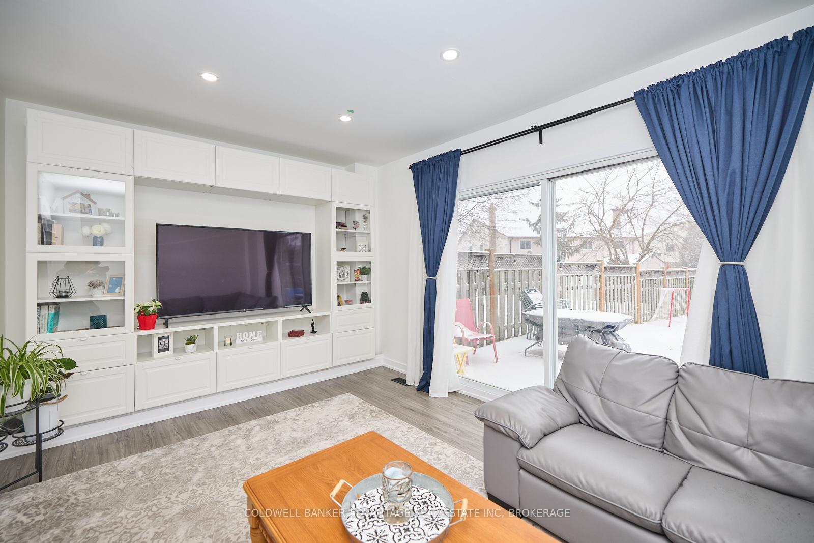 Photo 10 of 159 Windsor Street, Welland, Broadway — HOMEH