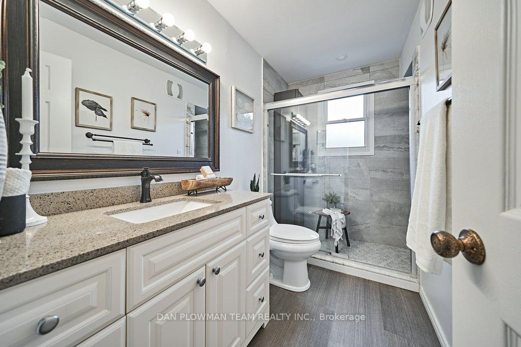 Photo 30 of 46 Canadian Oaks Drive, Whitby, Blue Grass Meadows — HOMEH