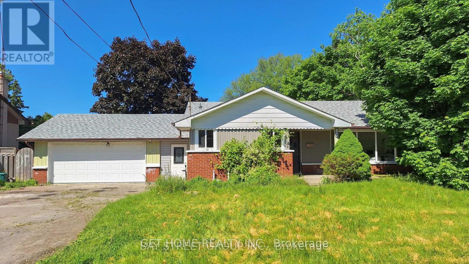 Photo 1 of Unit Bsmt, 182 Thickson Road N, Whitby, Blue Grass Meadows — HOMEH