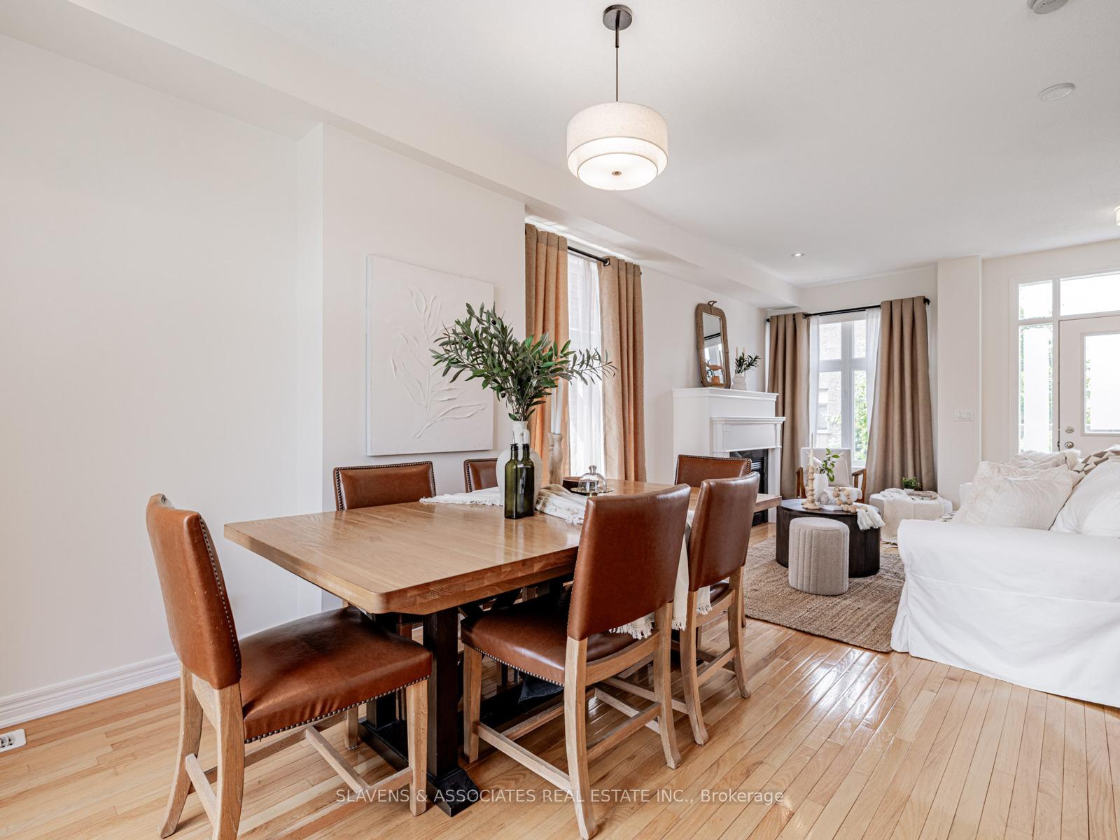 Photo 14 of 32 Helen Street, Vaughan, East Woodbridge — HOMEH