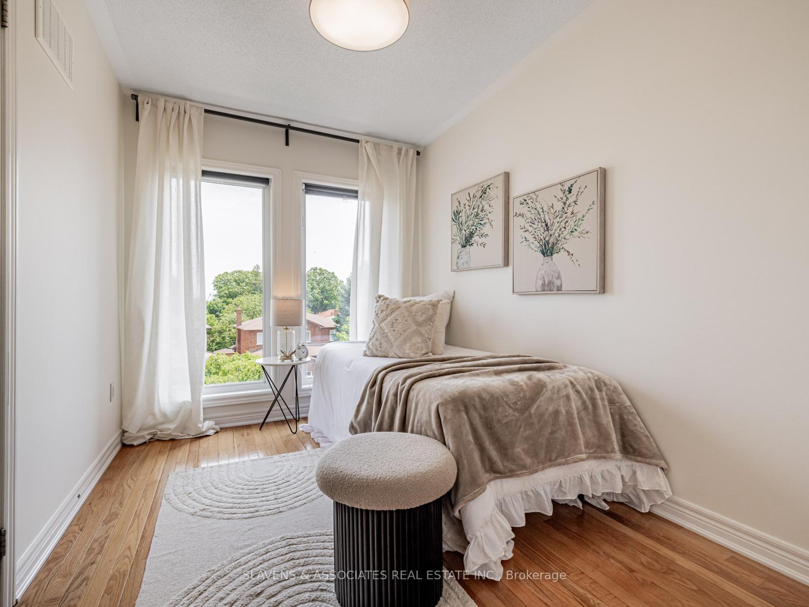Photo 27 of 32 Helen Street, Vaughan, East Woodbridge — HOMEH