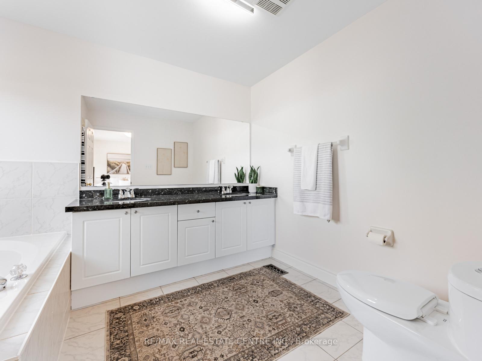 Photo 20 of 14 Constance Drive, Whitby, Williamsburg — HOMEH