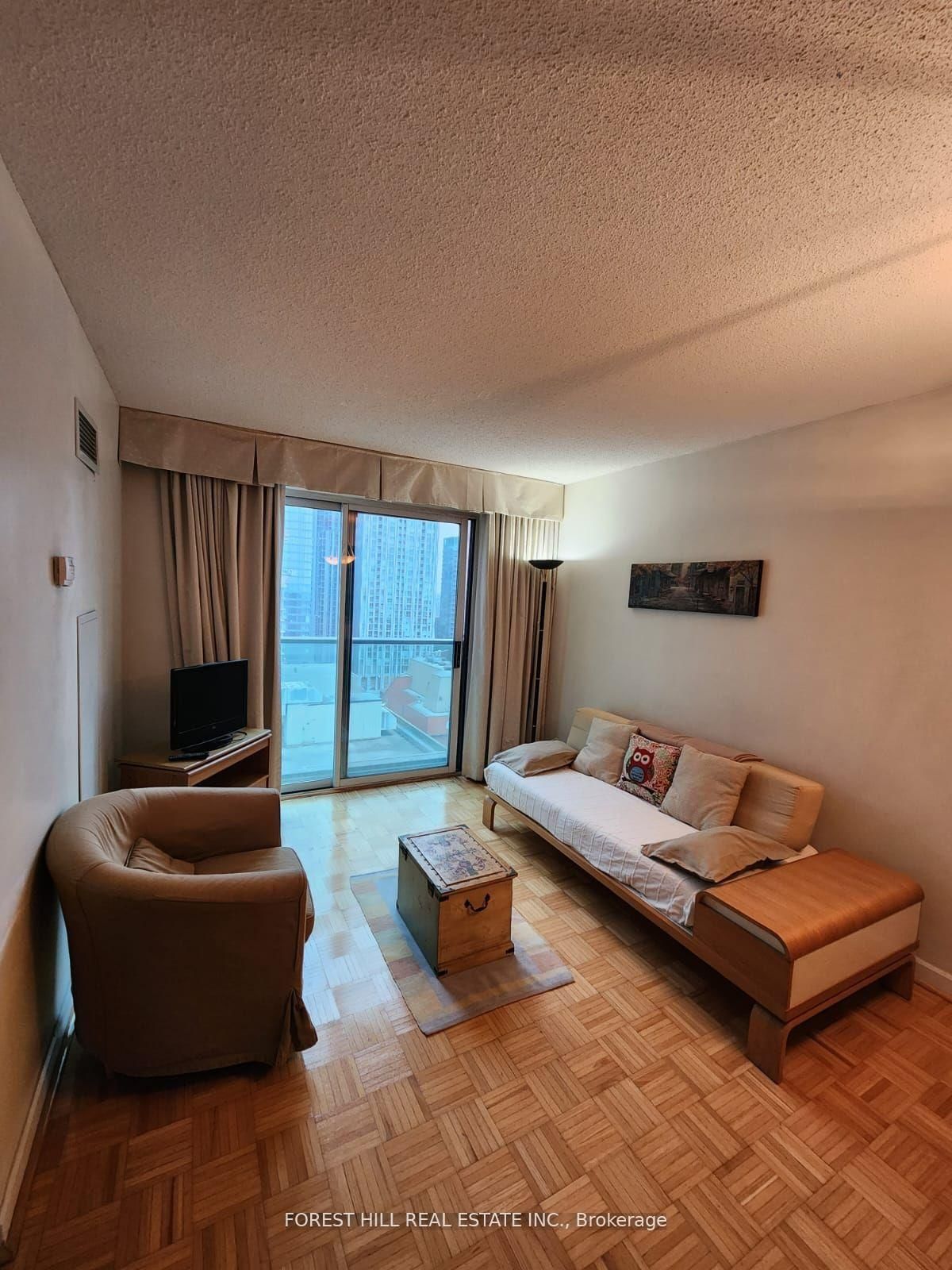 Photo 5 of Unit 2201, 8 Park Rd, Toronto, Rosedale-Moore Park — HOMEH