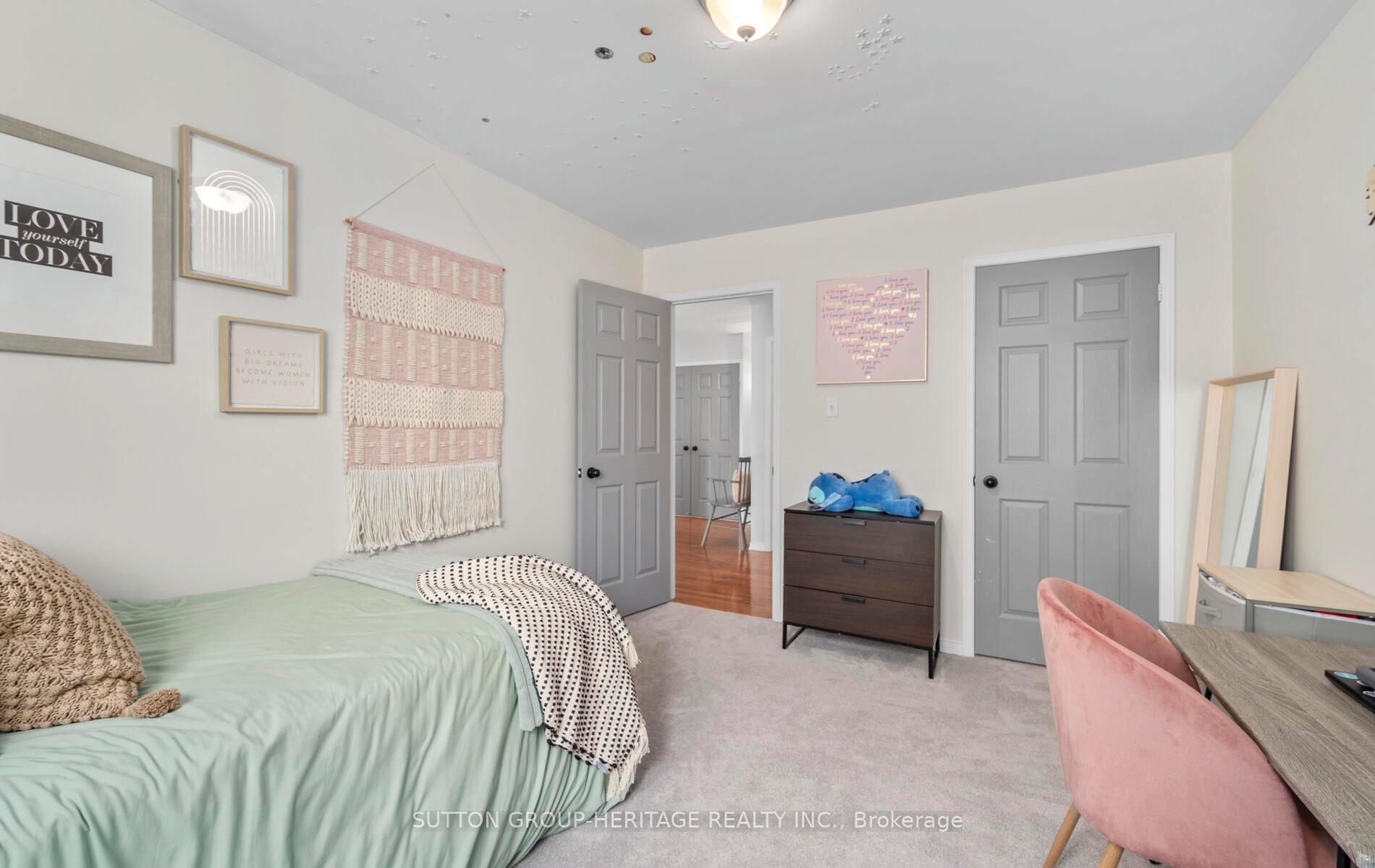 Photo 24 of 51 Strandmore Circle, Whitby, Brooklin — HOMEH