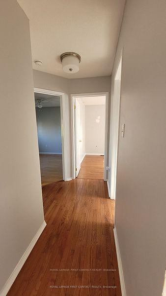Photo 7 of 112 Nathan Crescent, Barrie, Painswick South — HOMEH
