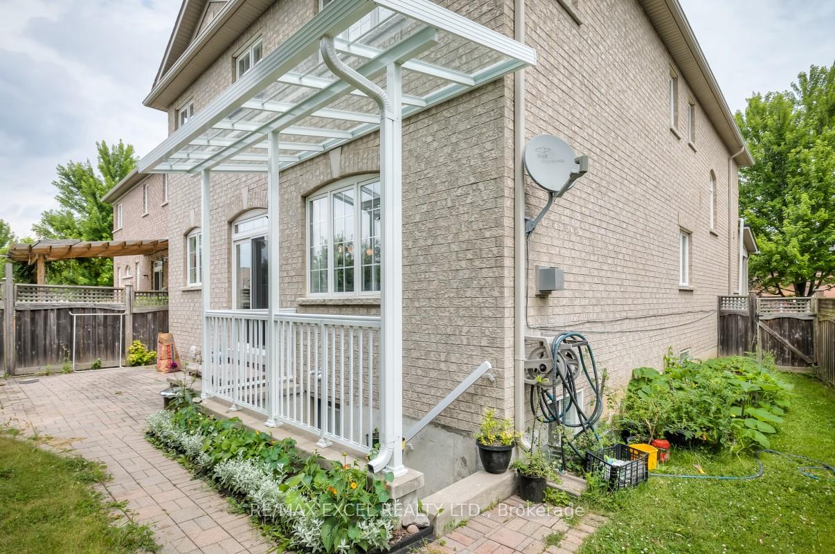 Photo 37 of 3 Nevis Drive, Markham, Box Grove — HOMEH