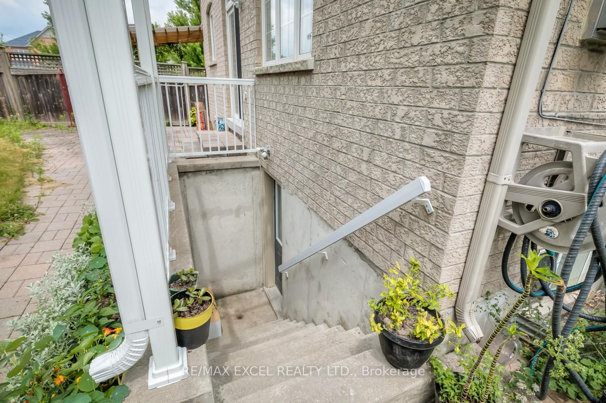 Photo 38 of 3 Nevis Drive, Markham, Box Grove — HOMEH