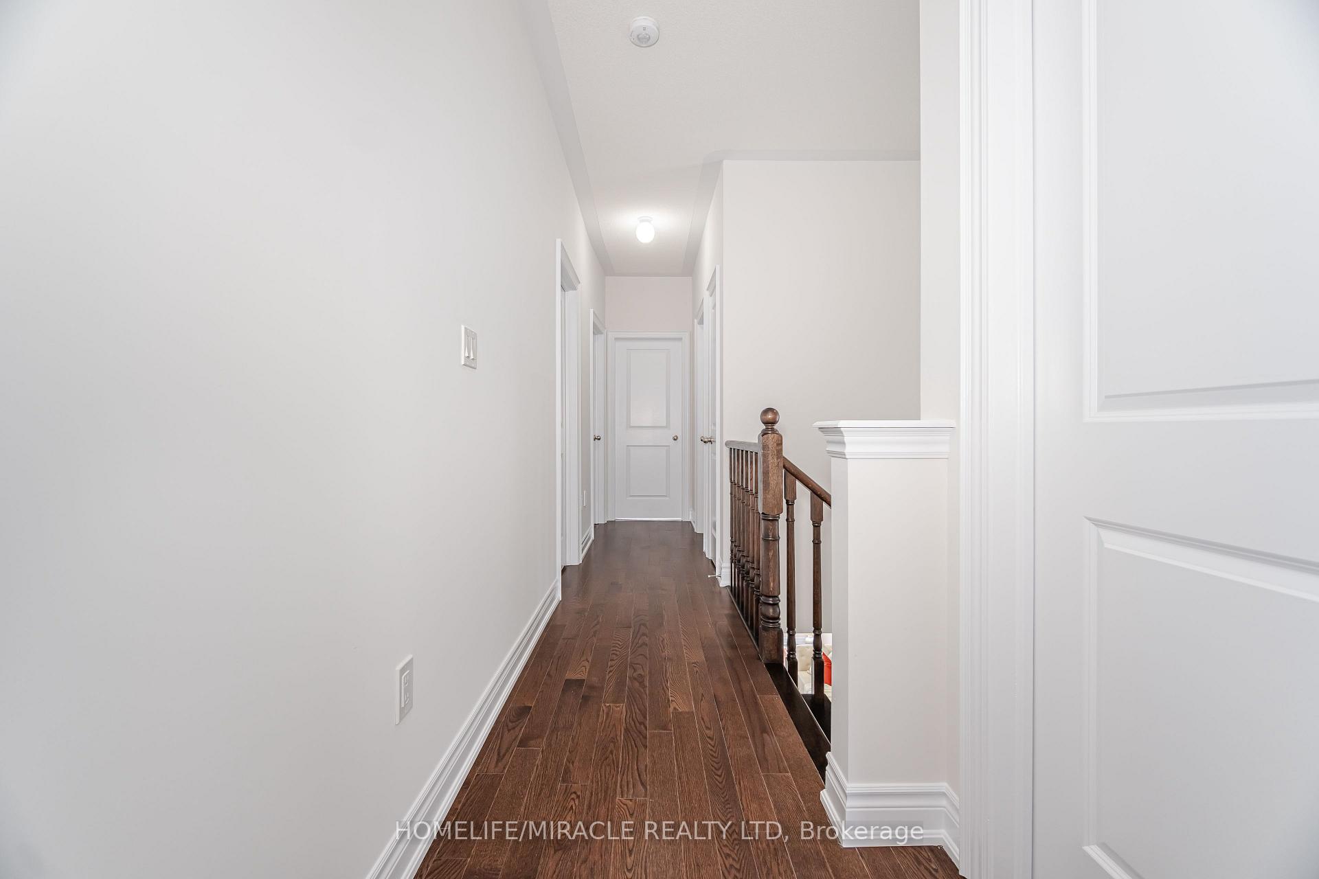 Photo 21 of 624 Barons Street, Vaughan, Kleinburg — HOMEH