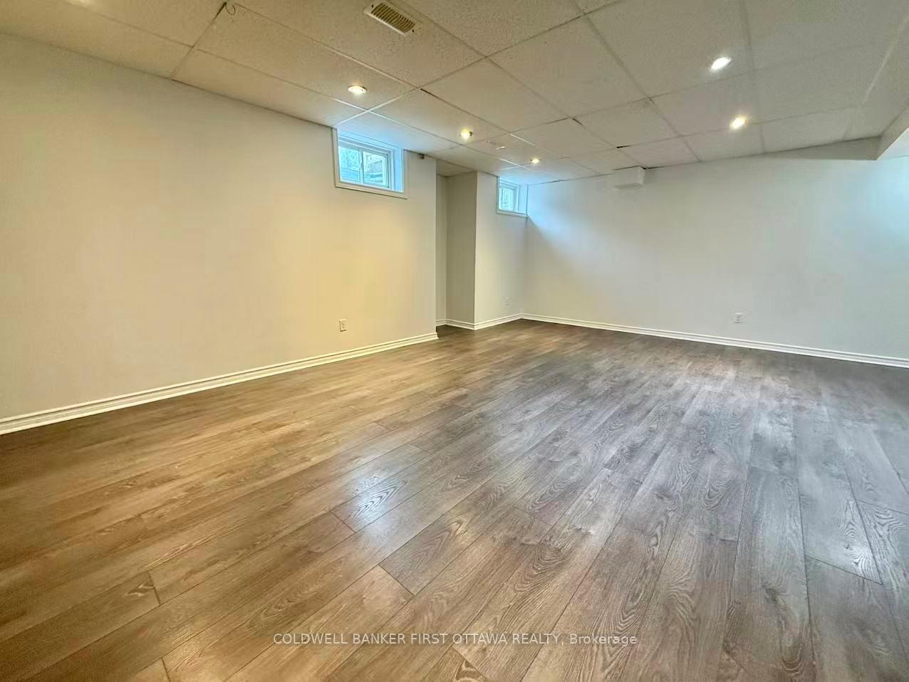 Photo 10 of 45 Rodeo Drive N, Ottawa, Barrhaven - Longfields — HOMEH