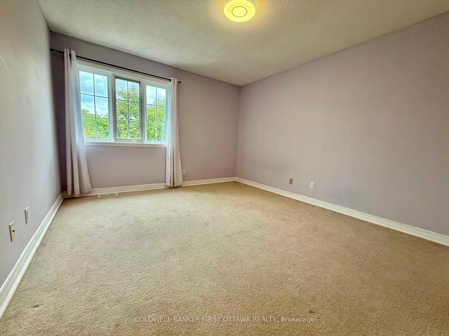 Photo 16 of 45 Rodeo Drive N, Ottawa, Barrhaven - Longfields — HOMEH
