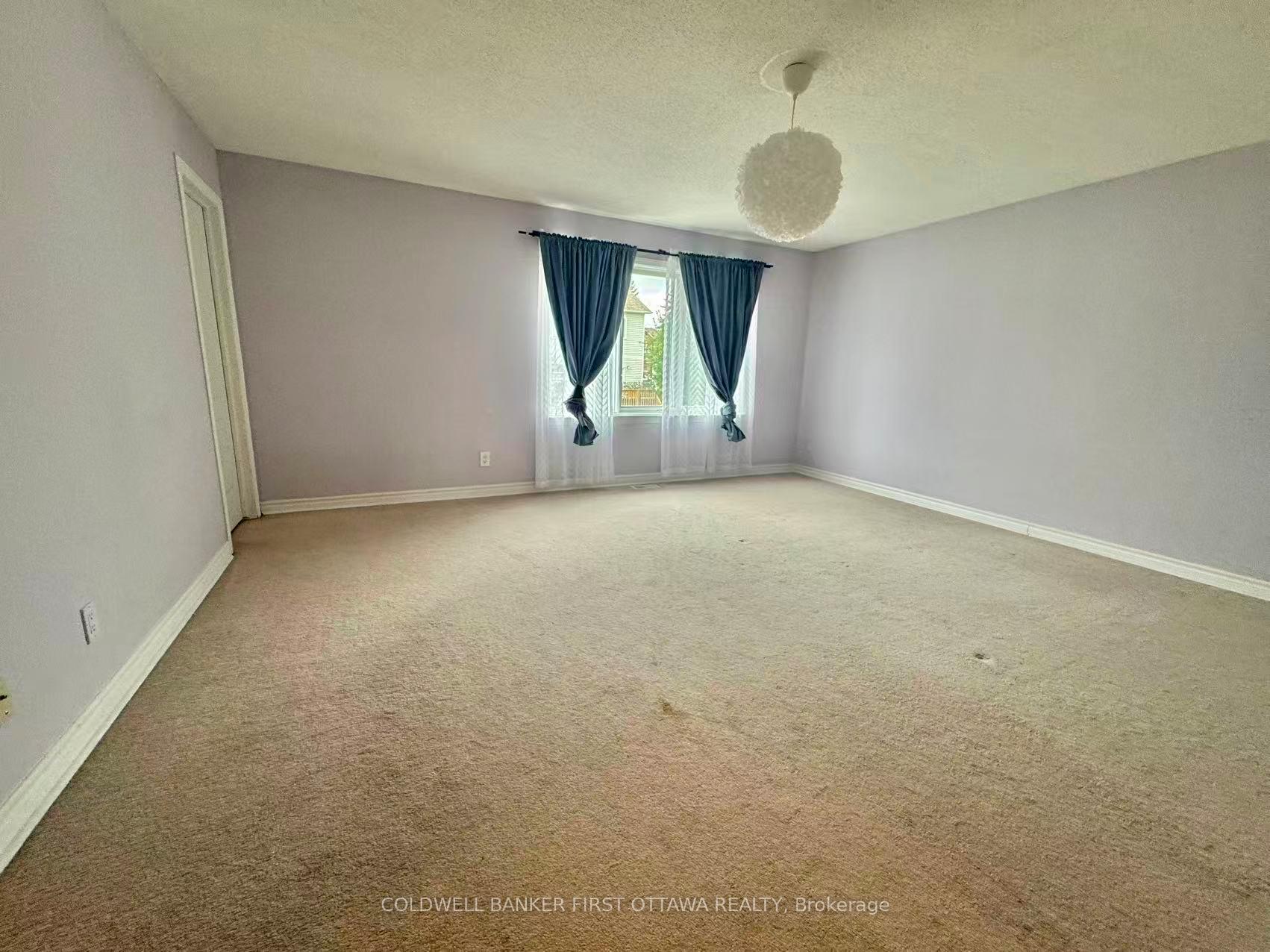 Photo 18 of 45 Rodeo Drive N, Ottawa, Barrhaven - Longfields — HOMEH
