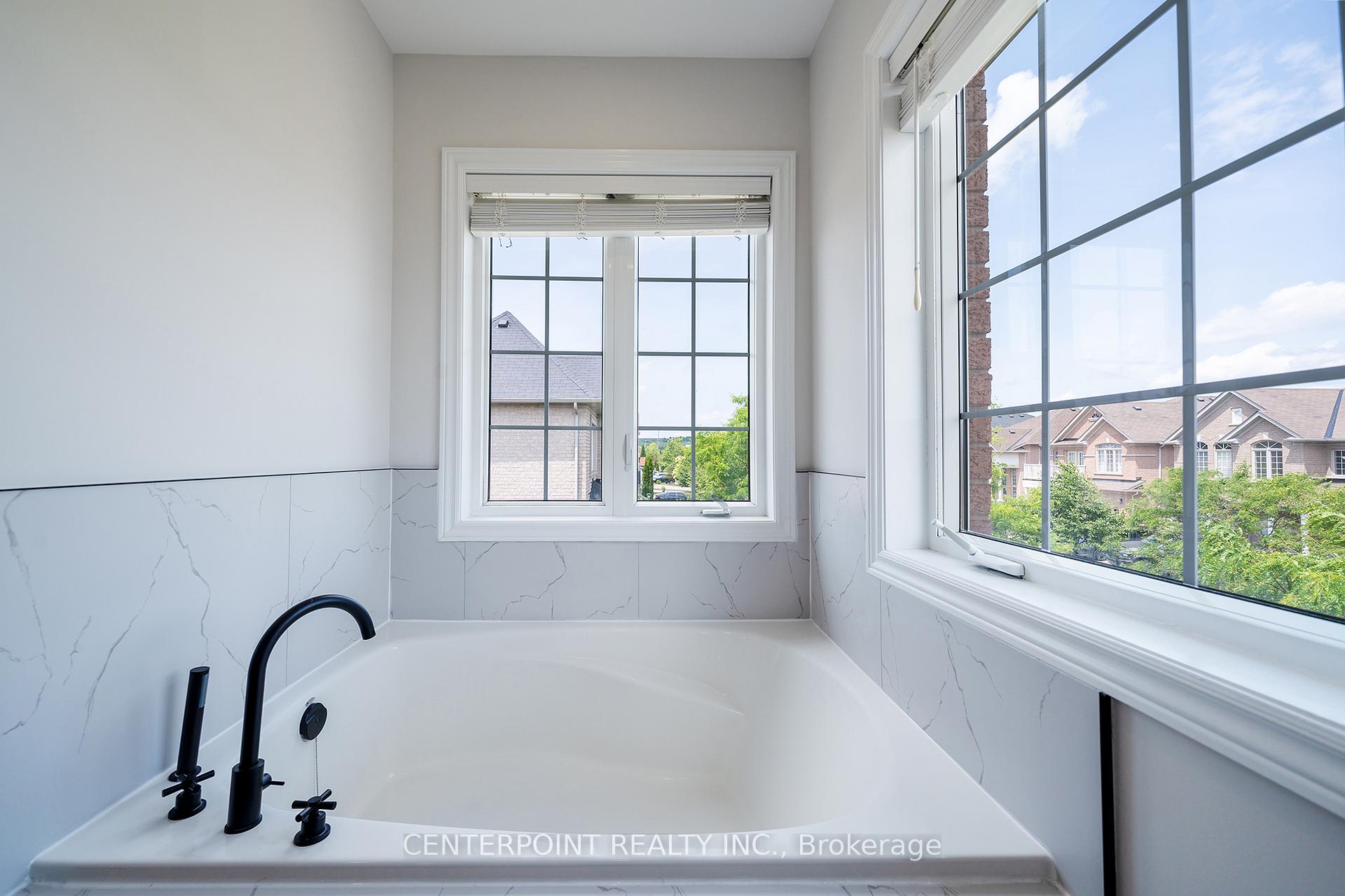 Photo 22 of 58 Sand Valley Street, Vaughan, Patterson — HOMEH