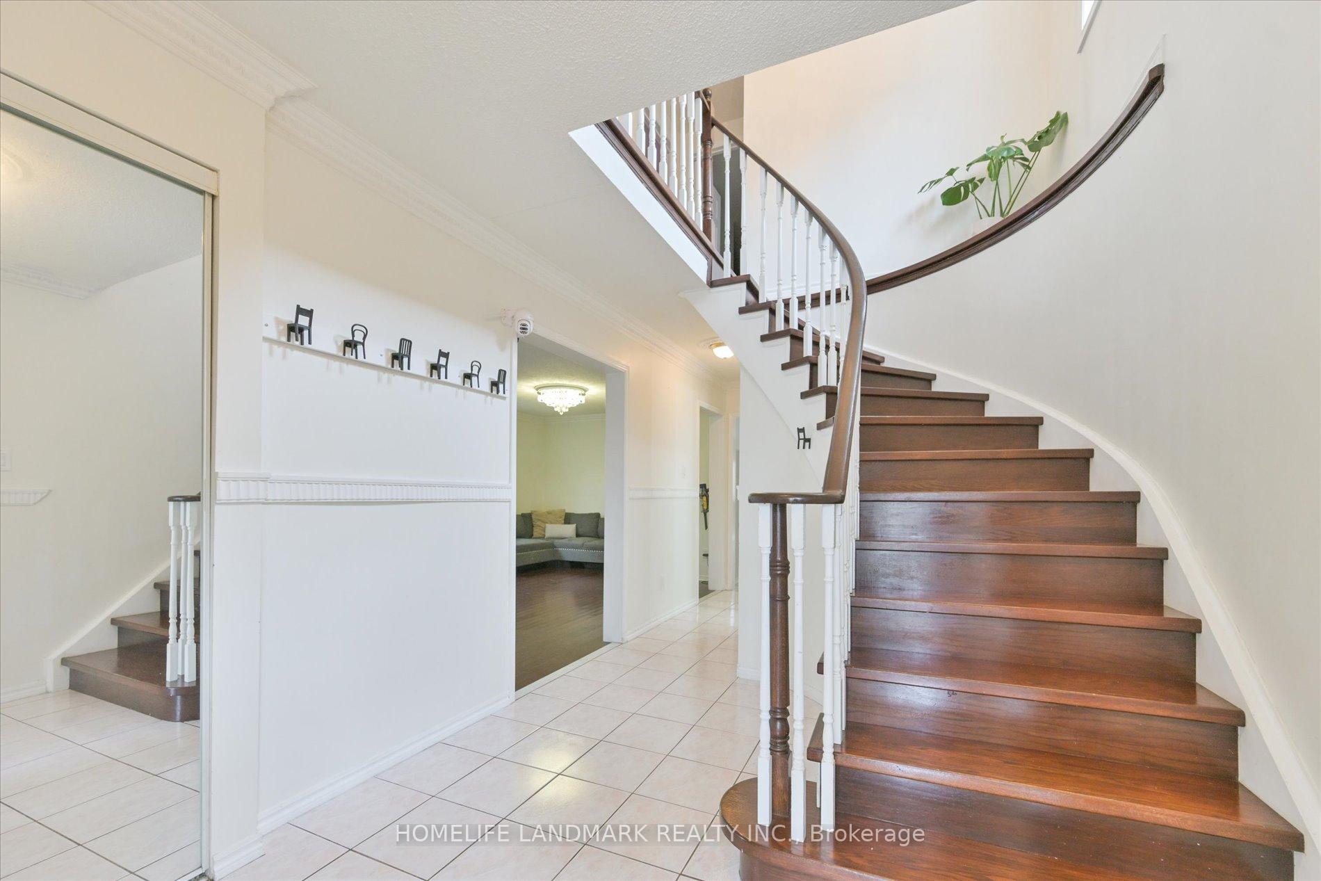 Photo 15 of 65 Ketchum Crescent, Markham, Middlefield — HOMEH