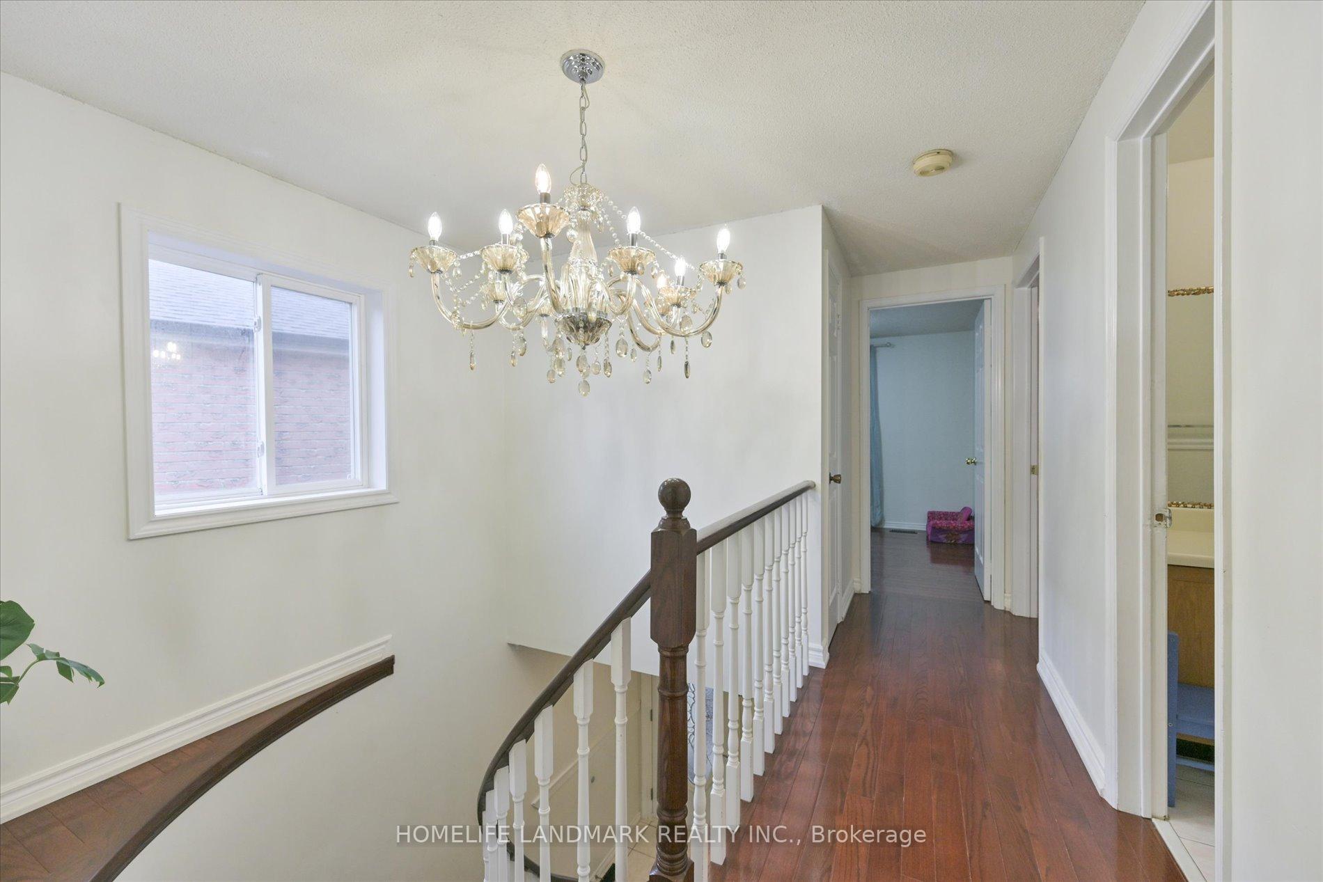Photo 17 of 65 Ketchum Crescent, Markham, Middlefield — HOMEH