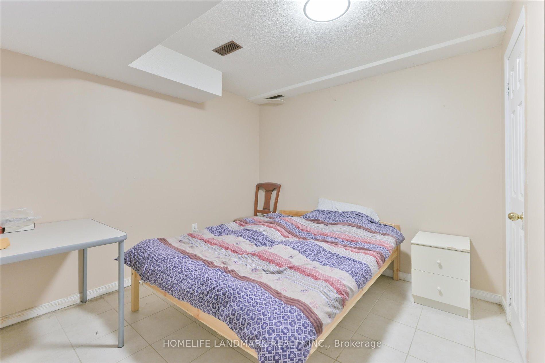 Photo 31 of 65 Ketchum Crescent, Markham, Middlefield — HOMEH