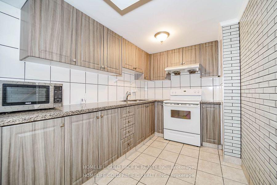 Photo 35 of 17 Crandall Drive, Markham, Raymerville — HOMEH
