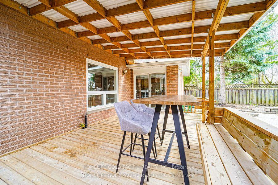 Photo 39 of 17 Crandall Drive, Markham, Raymerville — HOMEH