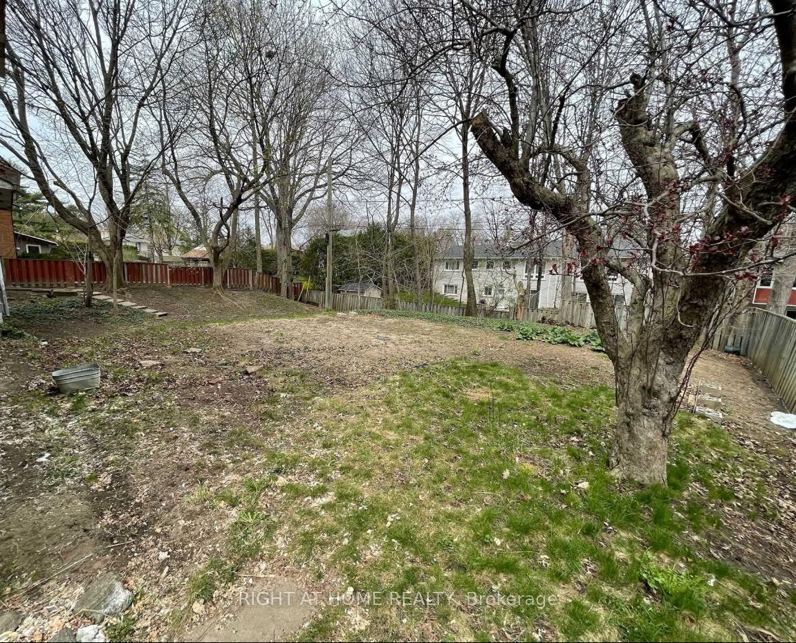Photo 5 of 4 Elspeth Place, Markham, Grandview — HOMEH