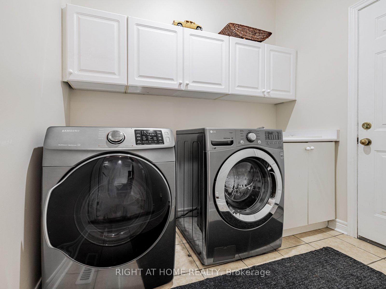 Photo 16 of 34 Destino Crescent, Vaughan, Vellore Village — HOMEH