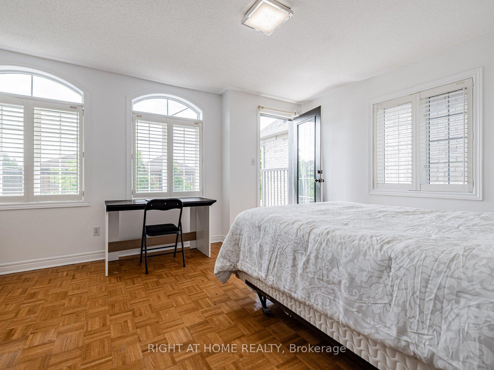 Photo 23 of 34 Destino Crescent, Vaughan, Vellore Village — HOMEH