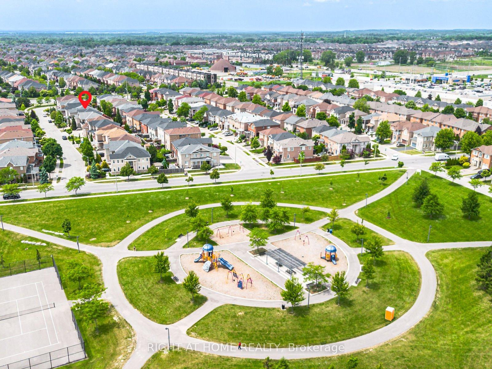 Photo 41 of 34 Destino Crescent, Vaughan, Vellore Village — HOMEH