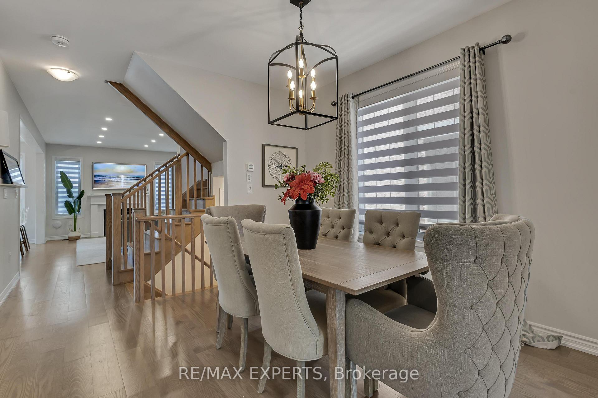 Photo 8 of 70 Faust Ridge, Vaughan, Kleinburg — HOMEH