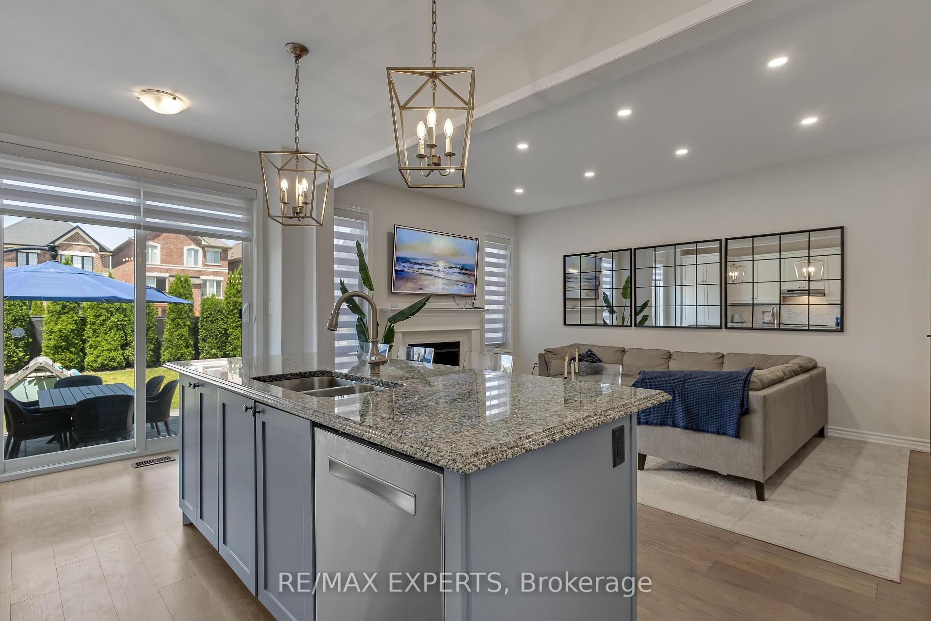 Photo 17 of 70 Faust Ridge, Vaughan, Kleinburg — HOMEH