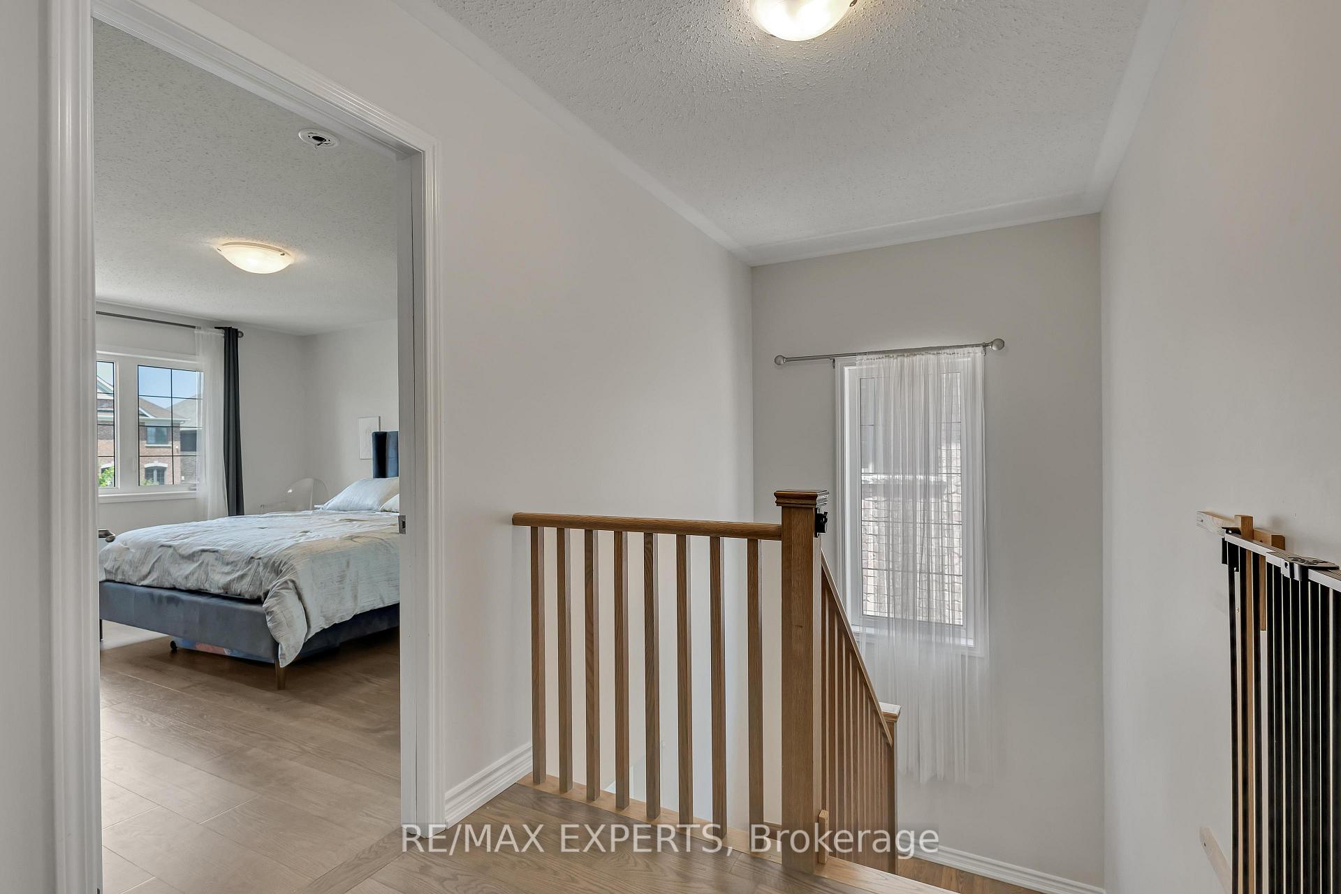 Photo 22 of 70 Faust Ridge, Vaughan, Kleinburg — HOMEH