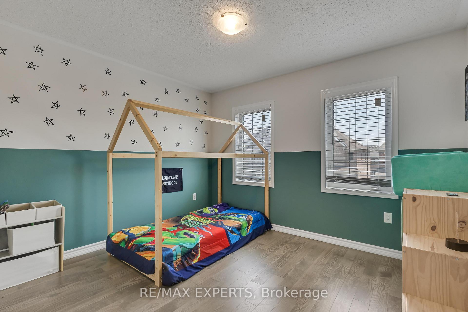 Photo 32 of 70 Faust Ridge, Vaughan, Kleinburg — HOMEH