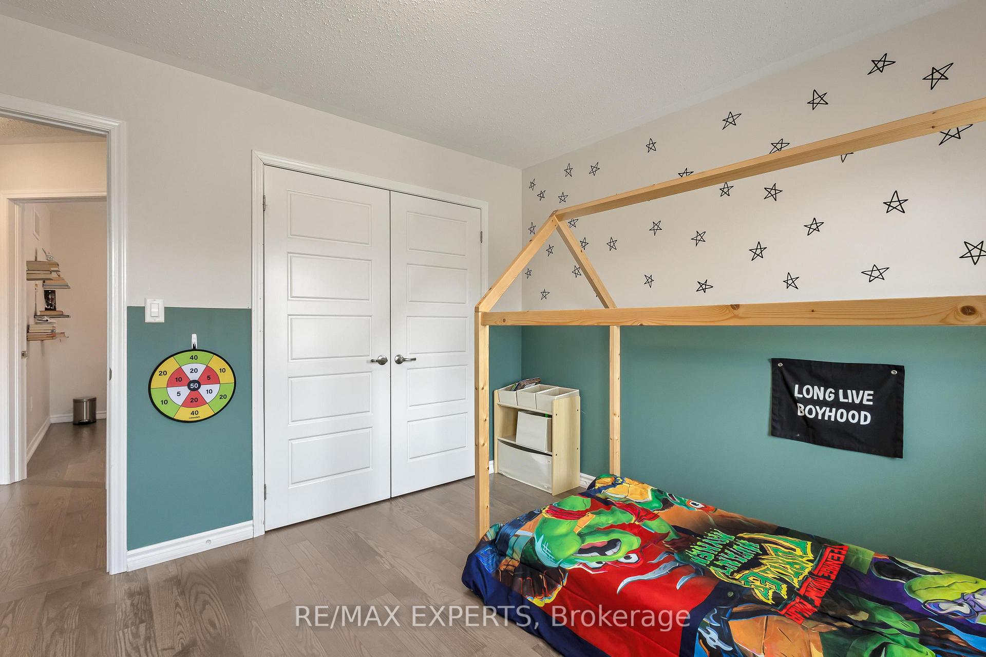Photo 33 of 70 Faust Ridge, Vaughan, Kleinburg — HOMEH