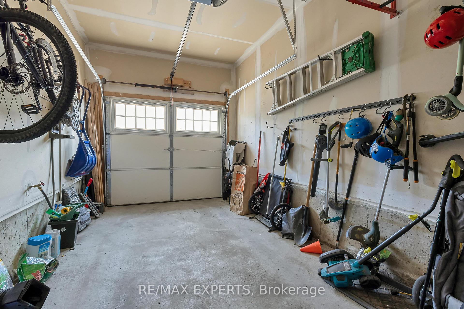 Photo 37 of 70 Faust Ridge, Vaughan, Kleinburg — HOMEH