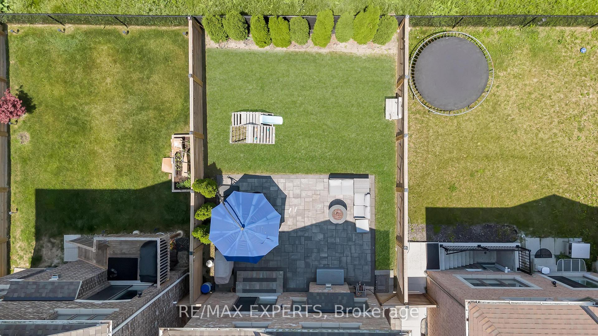Photo 40 of 70 Faust Ridge, Vaughan, Kleinburg — HOMEH
