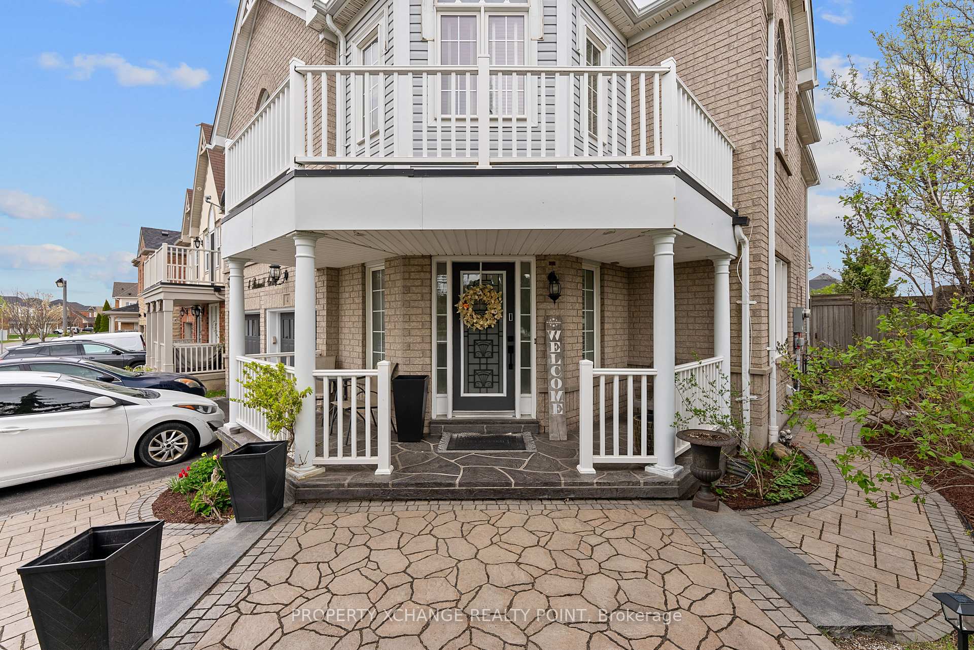 Photo 3 of 4 Bicknell Court, Ajax, Northeast Ajax — HOMEH
