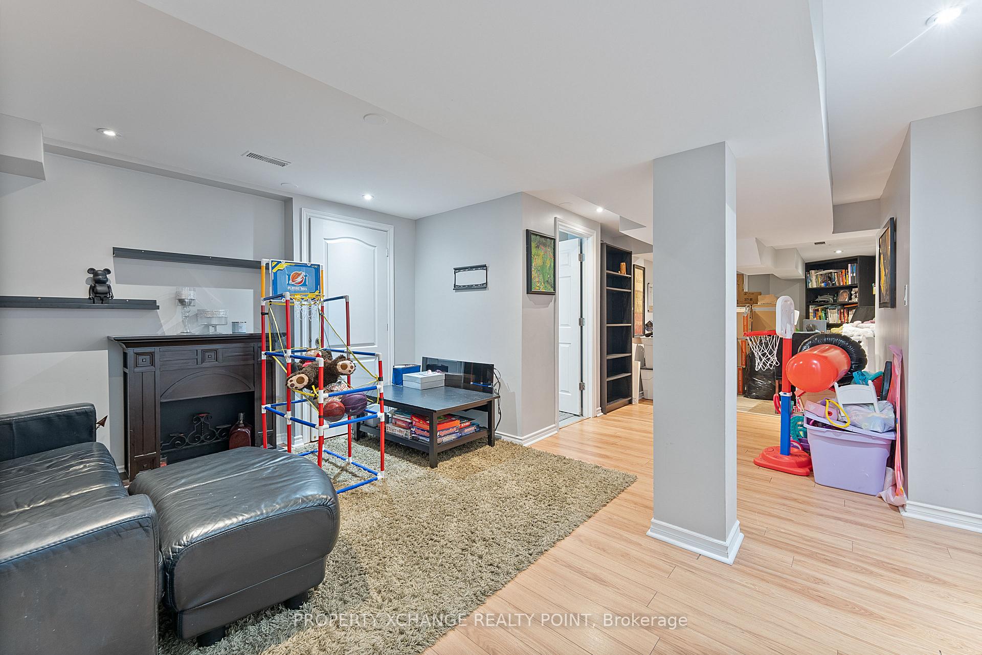 Photo 29 of 4 Bicknell Court, Ajax, Northeast Ajax — HOMEH