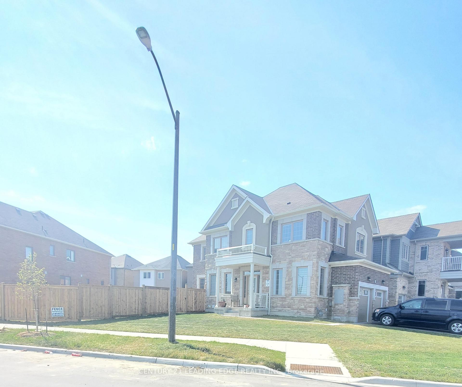 Front of Unit Lower, 26 Westfield Drive