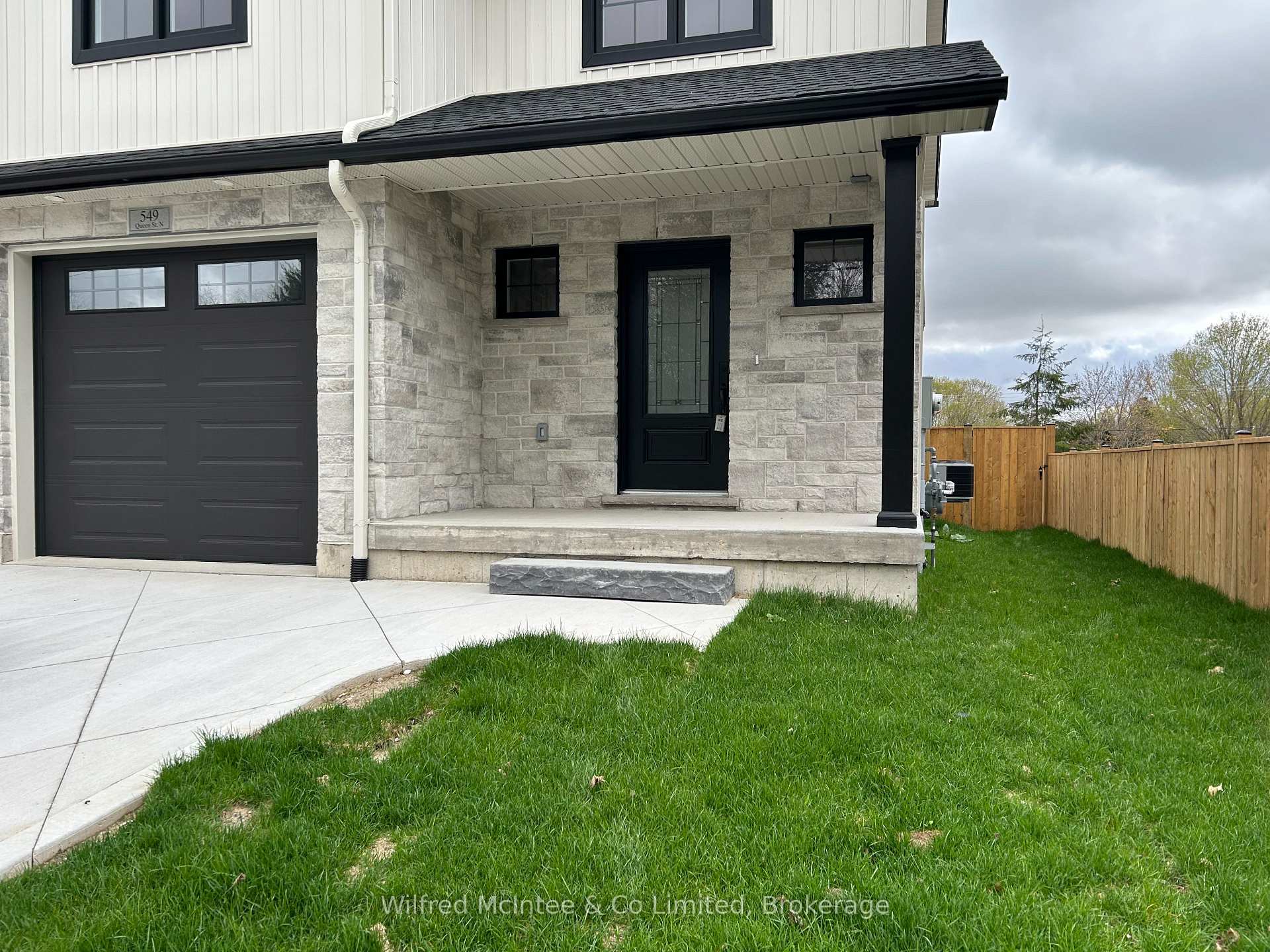Photo 4 of 549 Queen Street N, Arran-Elderslie — HOMEH