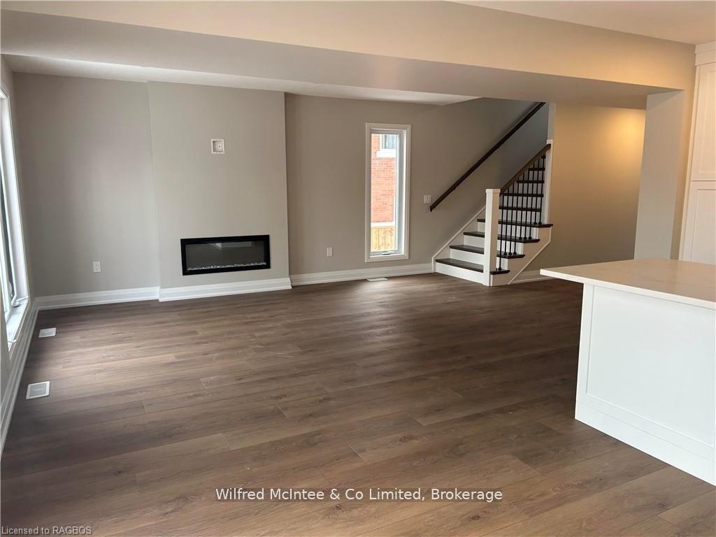 Photo 11 of 549 Queen Street N, Arran-Elderslie — HOMEH